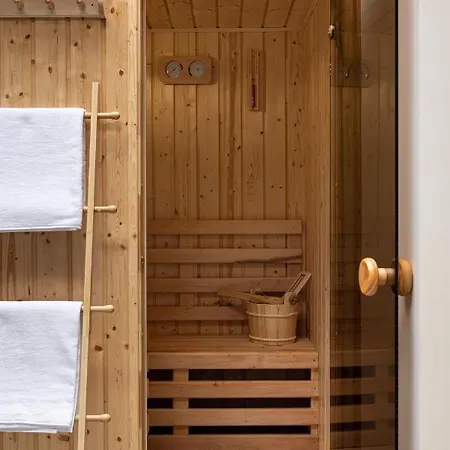 Miedzy Brzozami / W Lesie