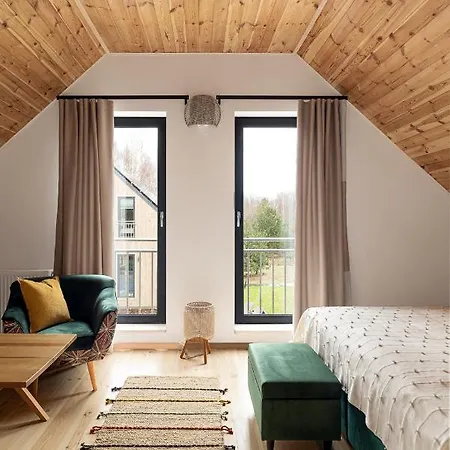 Miedzy Brzozami / W Lesie *