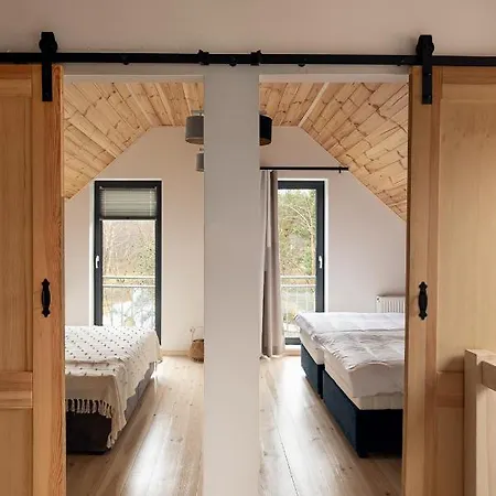 Villa Miedzy Brzozami / W Lesie *