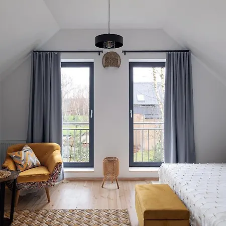 Villa Miedzy Brzozami / W Lesie *