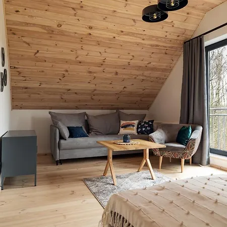 Miedzy Brzozami / W Lesie