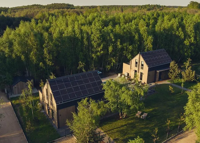 Miedzy Brzozami / W Lesie فيلة Ciekocino