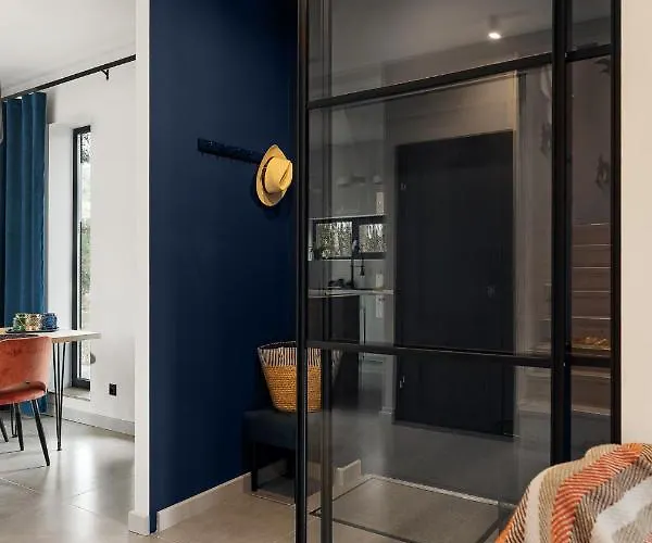 Miedzy Brzozami / W Lesie فيلة Ciekocino