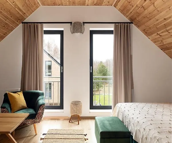 Miedzy Brzozami / W Lesie *