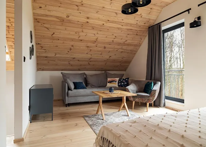 Miedzy Brzozami / W Lesie